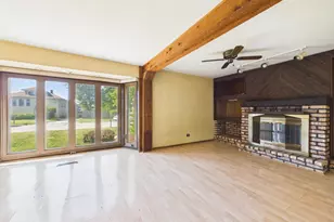 9828 W South Ave, Schiller Park, IL 60176 - Photo 4