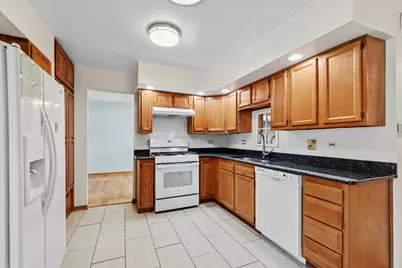 3900 W 155th Street, Markham, IL 60428 - Photo 6