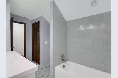 3317 E Buried Oak Drive, Crete, IL 60417 - Photo 16