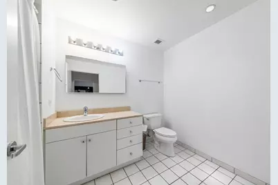 8 E Randolph Street #2107, Chicago, IL 60601 - Photo 6