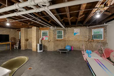 4019 W Wellington Avenue, Chicago, IL 60641 - Photo 34