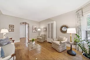 6751 N Artesian Ave, Chicago, IL 60645 - Photo 6