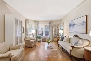 6751 N Artesian Ave, Chicago, IL 60645 - Photo 4