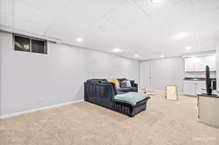 201 Willowwood Dr, Oswego, IL 60543 - Photo 22