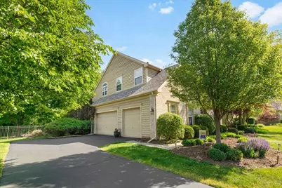 305 Morgan Lane, Fox River Grove, IL 60021 - Photo 2