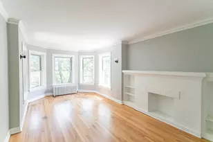 7646 N Greenview Ave, Chicago, IL 60626 - Photo 2