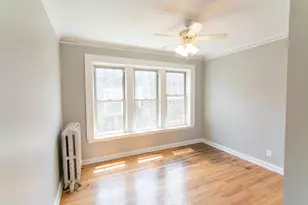 7646 N Greenview Ave, Chicago, IL 60626 - Photo 4