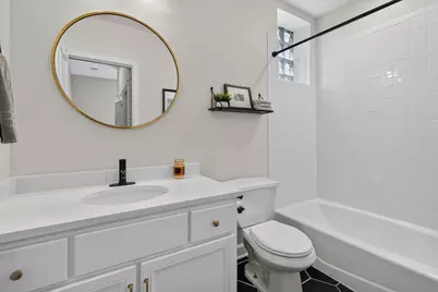 1320 W Grenshaw Street #2, Chicago, IL 60607 - Photo 14