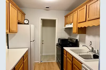 5721 W 103rd Street #304, Oak Lawn, IL 60453 - Photo 8
