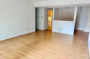 5721 W 103rd St, Oak Lawn, IL 60453 - Photo 10