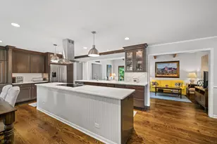 2111 Bosworth Ln, Northfield, IL 60093 - Photo 6