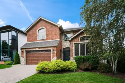 6834 N Kedvale Avenue, Lincolnwood, IL 60712 - Photo 1