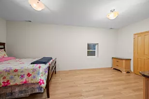 6834 N Kedvale Ave, Lincolnwood, IL 60712 - Photo 32