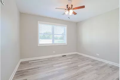 6805 Johnsburg Road, Spring Grove, IL 60081 - Photo 18