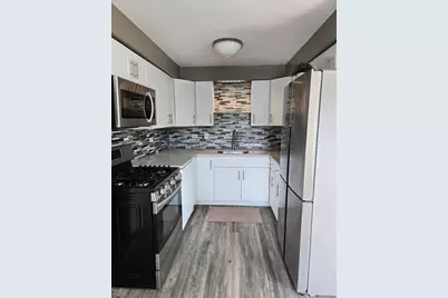 8758 W Berwyn Avenue #1-NW, Chicago, IL 60656 - Photo 6