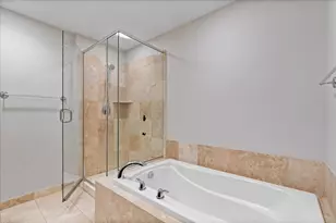 600 N Lake Shore Dr, Chicago, IL 60611 - Photo 12