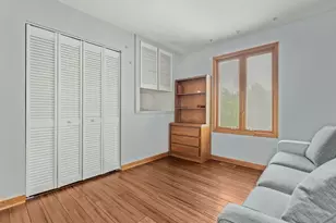1826 W Catalpa Ln, Mount Prospect, IL 60056 - Photo 14