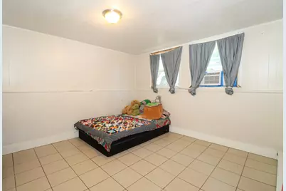 2123 Wallace Avenue, North Chicago, IL 60064 - Photo 6