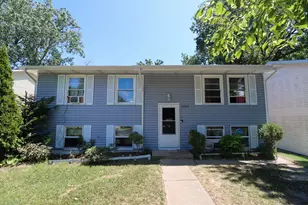 2123 Wallace Ave, North Chicago, IL 60064 - Photo 1