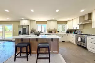 704 N Rose Farm Rd, Woodstock, IL 60098 - Photo 6