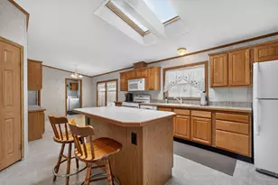 814 S 11th St, Dekalb, IL 60115 - Photo 12