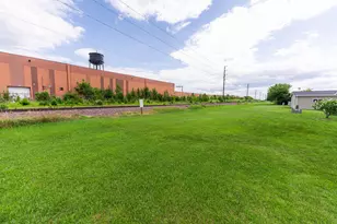814 S 11th St, Dekalb, IL 60115 - Photo 32