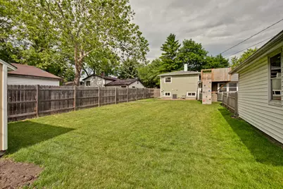 648 N Greenview Avenue, Mundelein, IL 60060 - Photo 34