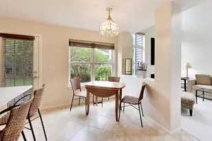 340 S Jewel Ct, Palatine, IL 60074 - Photo 8