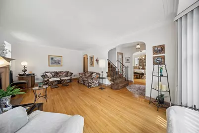 6631 N Caldwell Avenue, Chicago, IL 60646 - Photo 4