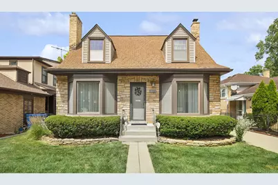 6631 N Caldwell Avenue, Chicago, IL 60646 - Photo 1