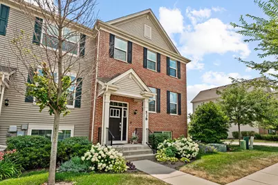 538 Cimmaron Circle, Crystal Lake, IL 60012 - Photo 2