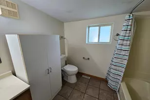 3902 W Claire Blvd, Midlothian, IL 60445 - Photo 10