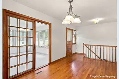 303 N Green Street, McHenry, IL 60050 - Photo 8