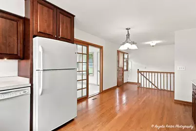 303 N Green Street, McHenry, IL 60050 - Photo 6
