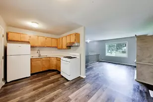 344 Bridgewood Dr, Antioch, IL 60002 - Photo 4