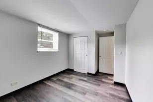 344 Bridgewood Dr, Antioch, IL 60002 - Photo 28