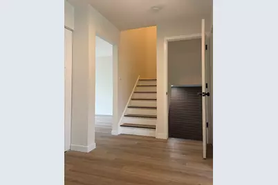 6846 Sussex Road, Tinley Park, IL 60477 - Photo 6