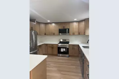 6846 Sussex Road, Tinley Park, IL 60477 - Photo 2