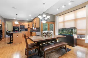 16922 Arbor Creek Dr, Plainfield, IL 60586 - Photo 8