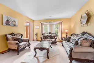 16922 Arbor Creek Dr, Plainfield, IL 60586 - Photo 4