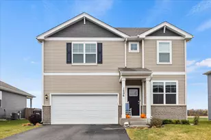 1596 Dublin Dr, Pingree Grove, IL 60140 - Photo 1