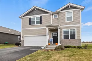 1596 Dublin Dr, Pingree Grove, IL 60140 - Photo 2
