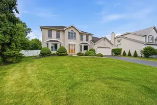 567 Warbler Dr, Bolingbrook, IL 60440 - Photo 2
