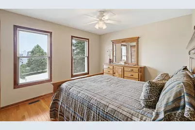 567 Warbler Drive, Bolingbrook, IL 60440 - Photo 32