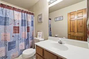 567 Warbler Dr, Bolingbrook, IL 60440 - Photo 36