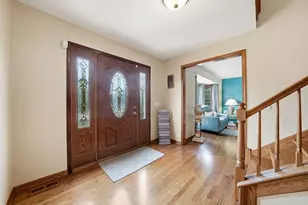 567 Warbler Dr, Bolingbrook, IL 60440 - Photo 6