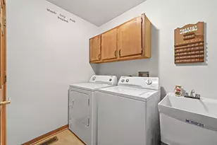 567 Warbler Dr, Bolingbrook, IL 60440 - Photo 22