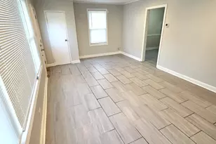 277 Minocqua St, Park Forest, IL 60466 - Photo 4