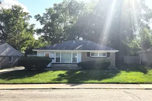 277 Minocqua St, Park Forest, IL 60466 - Photo 2