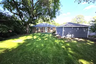 277 Minocqua St, Park Forest, IL 60466 - Photo 22